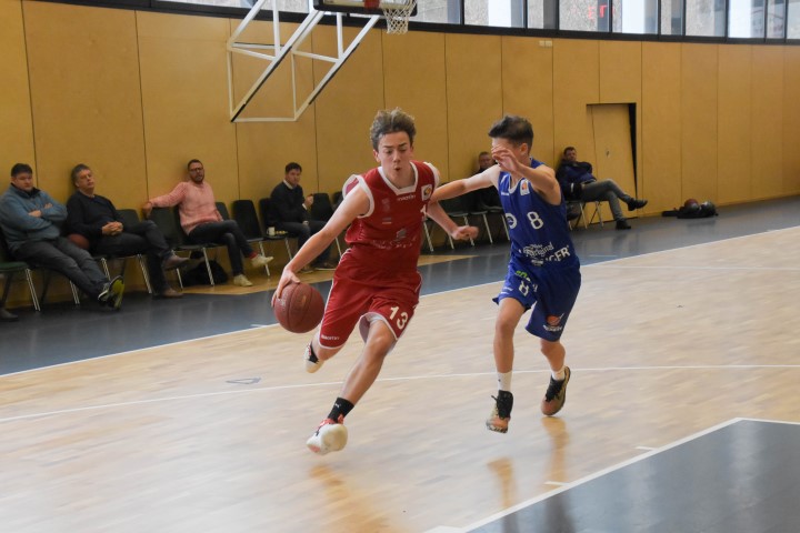 Jacob Keßler (JBBL, rotes Trikot, Regnitztal Baskets), Copyright: Brose Bamberg Youngsters