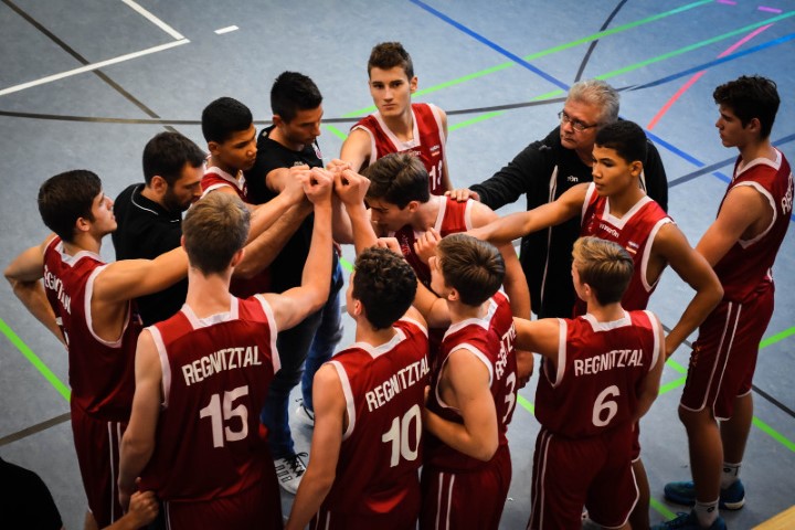 Das Team der Regnitztal Baskets (Foto: Brose Bamberg Youngsters)